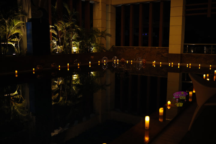 THE POOLSIDE CABANA